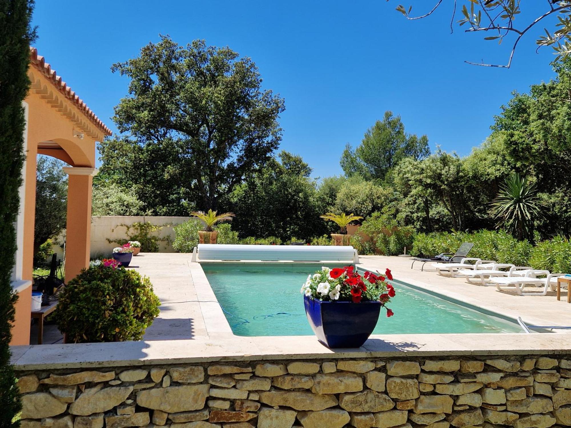 Villa La Cigaliere LʼIsle-sur-la-Sorgue Exterior foto
