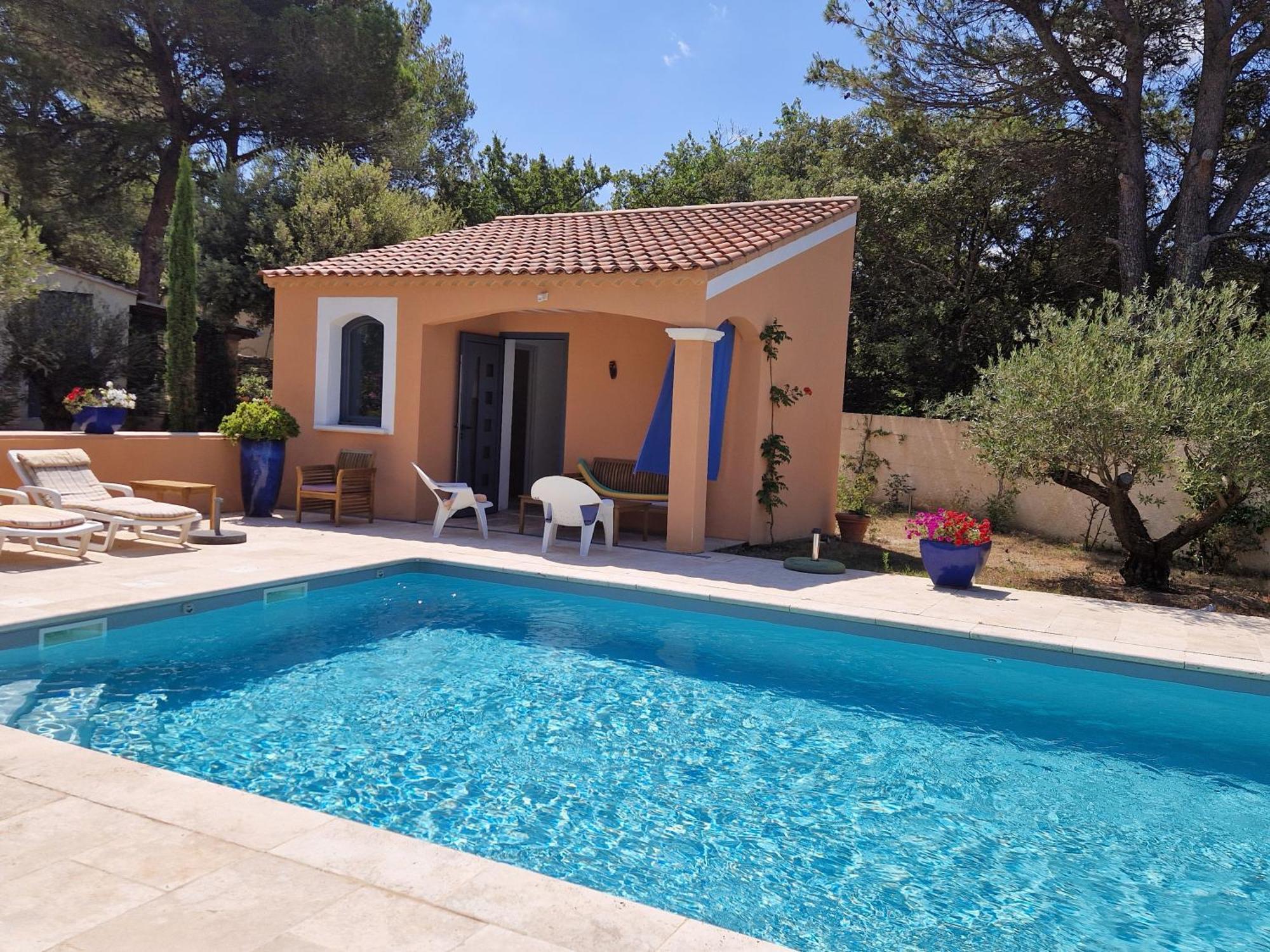 Villa La Cigaliere LʼIsle-sur-la-Sorgue Exterior foto